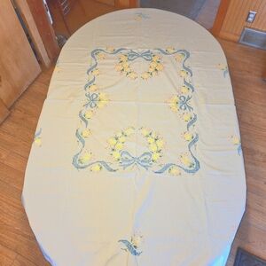 Handmade Tulip Boquet's with Ribbons" Tablecloth, 49.5 X 66 Long